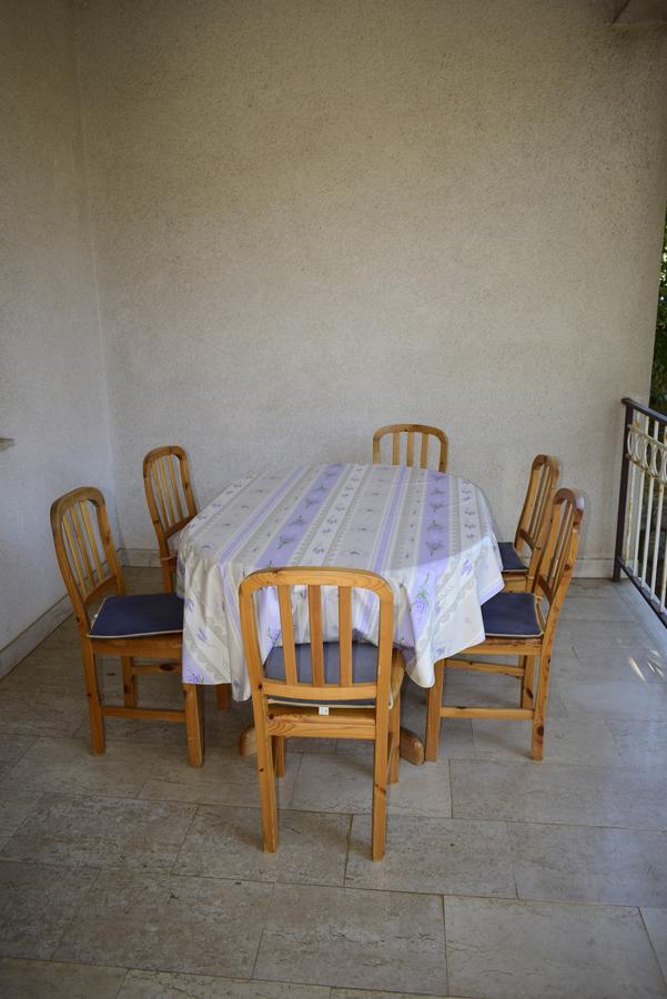 Apartment Faith Malinska Esterno foto
