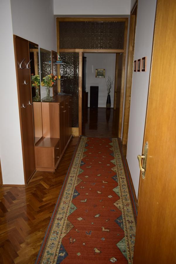 Apartment Faith Malinska Esterno foto